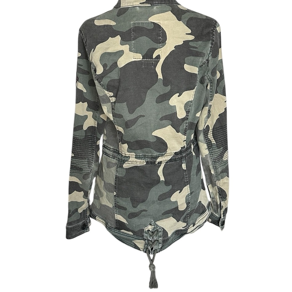 Hollister Green and Tan Utility Jacket Camouflage Style - Picture 3 of 8
